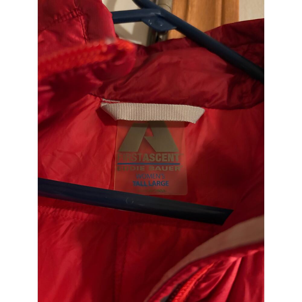 Eddie Bauer First Ascent Whittaker Mountaineering puffer vest size large tall